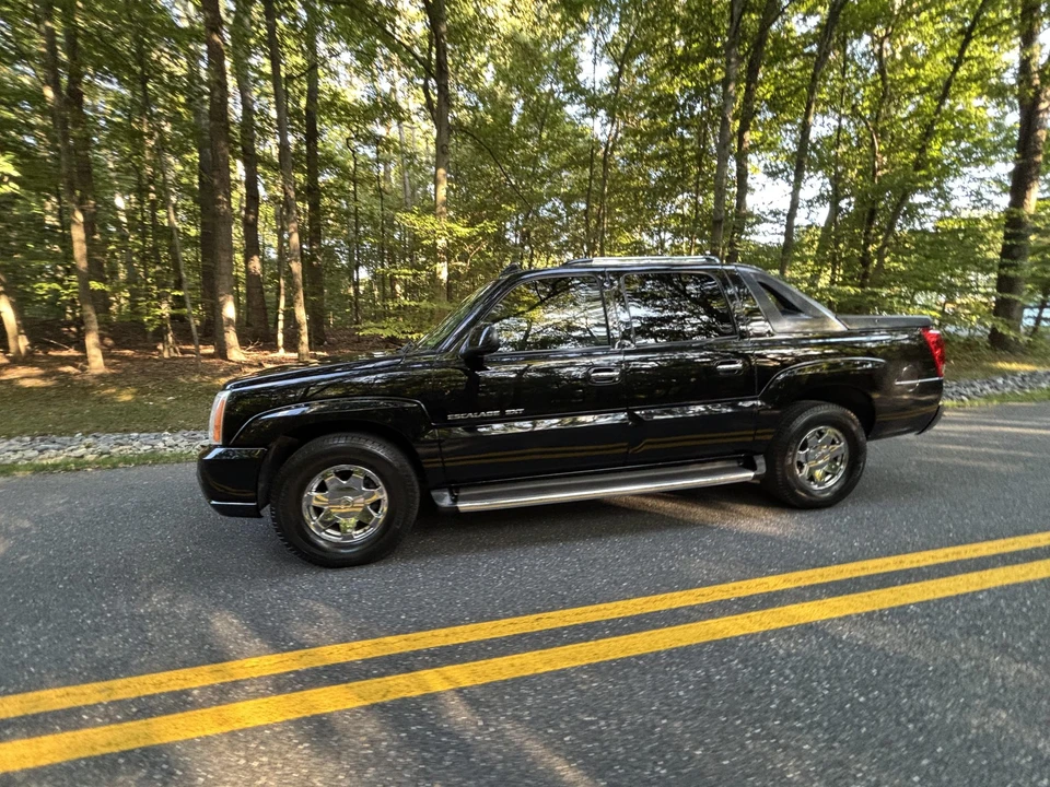 2003 Cadillac Escalade & EXT 2nd Gen - Image 25 of 31