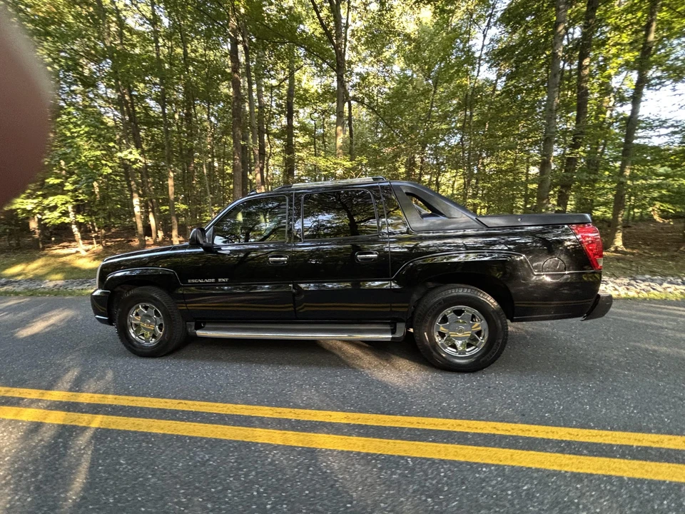 2003 Cadillac Escalade & EXT 2nd Gen - Image 29 of 31