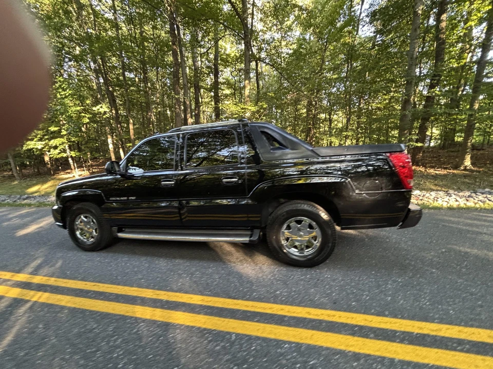 2003 Cadillac Escalade & EXT 2nd Gen - Image 30 of 31