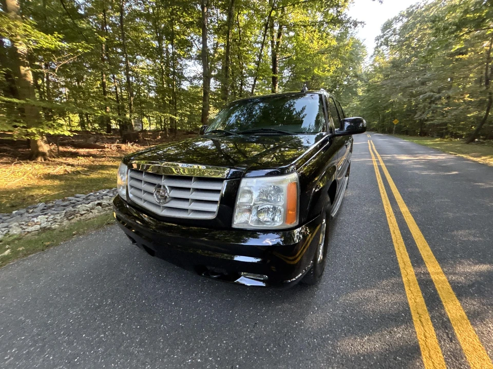 2003 Cadillac Escalade & EXT 2nd Gen - Image 9 of 31