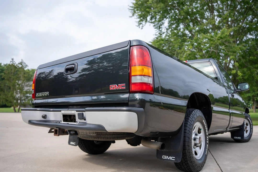 2003 GMC Sierra 2nd Gen - Image 20 of 31