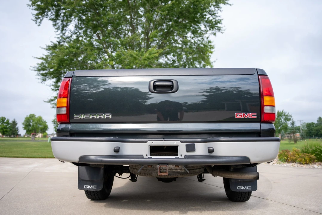 2003 GMC Sierra 2nd Gen - Image 18 of 31