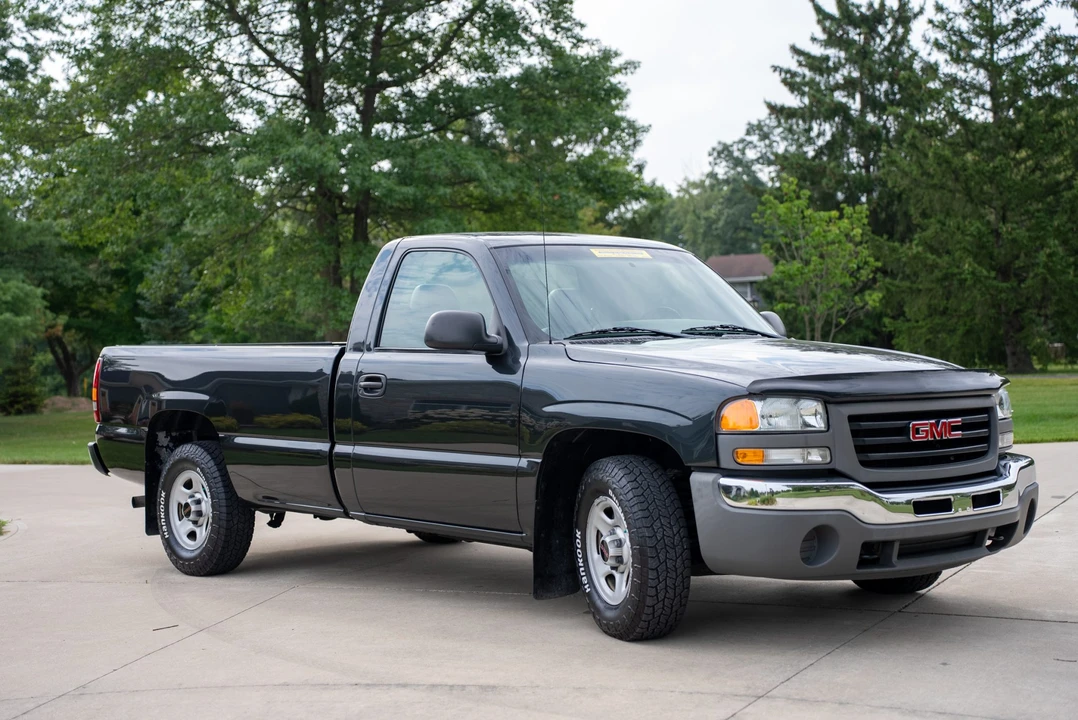2003 GMC Sierra 2nd Gen - Image 25 of 31