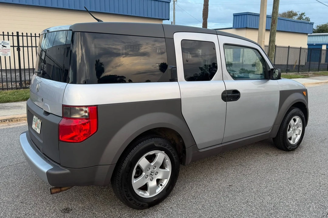 2003 Honda Element - Image 28 of 31