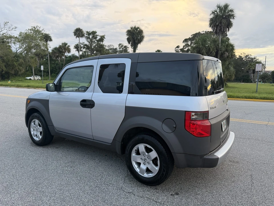 2003 Honda Element - Image 18 of 31