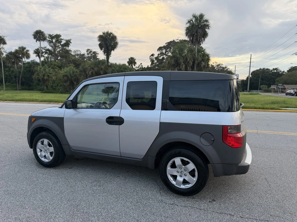 2003 Honda Element - Image 17 of 31