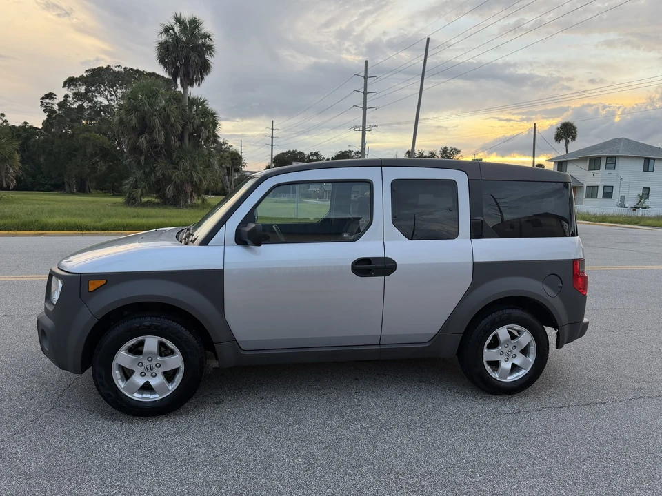 2003 Honda Element - Image 13 of 31