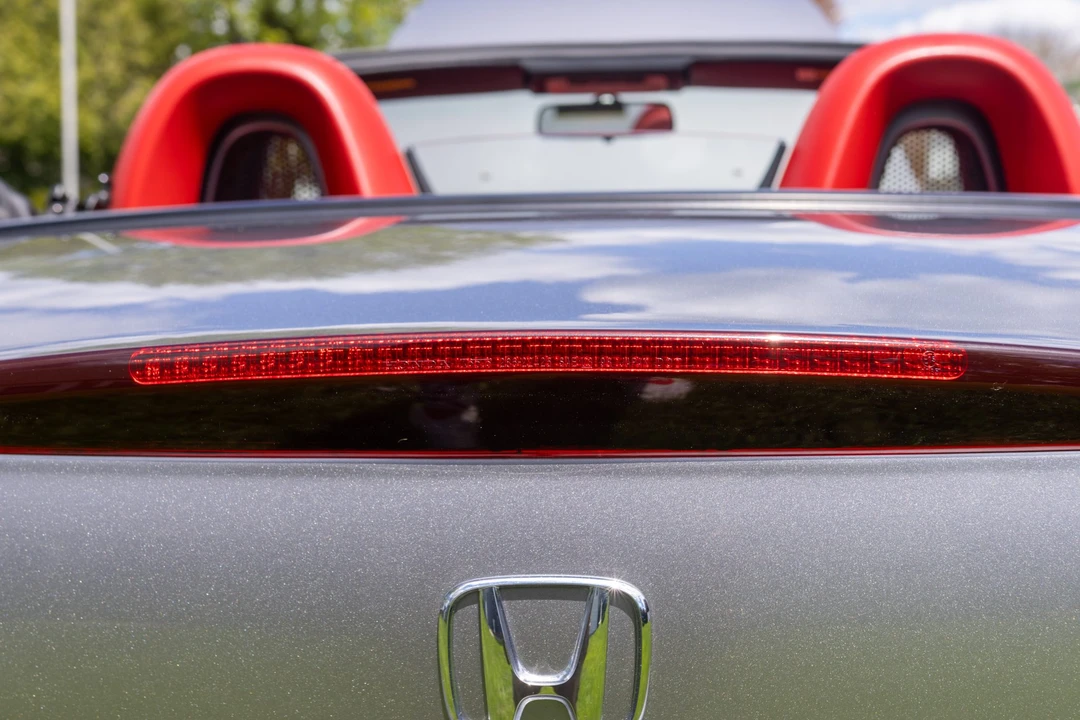 2003 Honda AP1 S2000 - Image 25 of 31