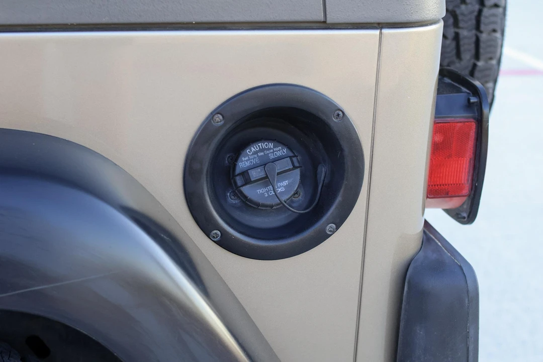 2003 Jeep TJ Wrangler - Image 29 of 31