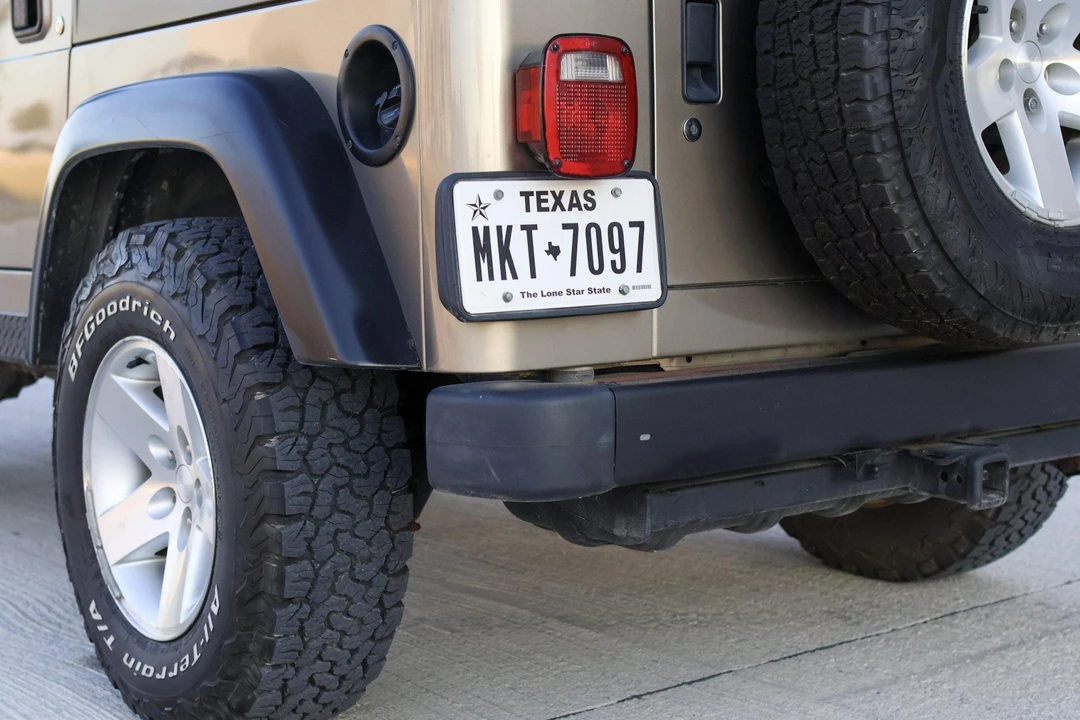2003 Jeep TJ Wrangler - Image 20 of 31