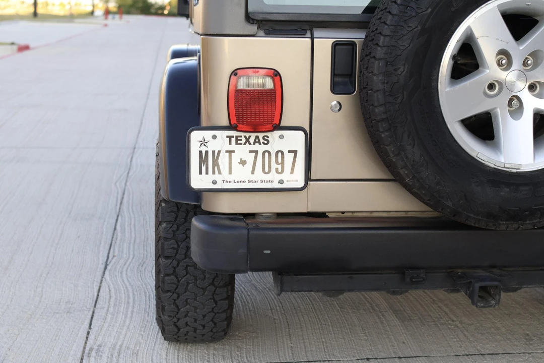 2003 Jeep TJ Wrangler - Image 19 of 31