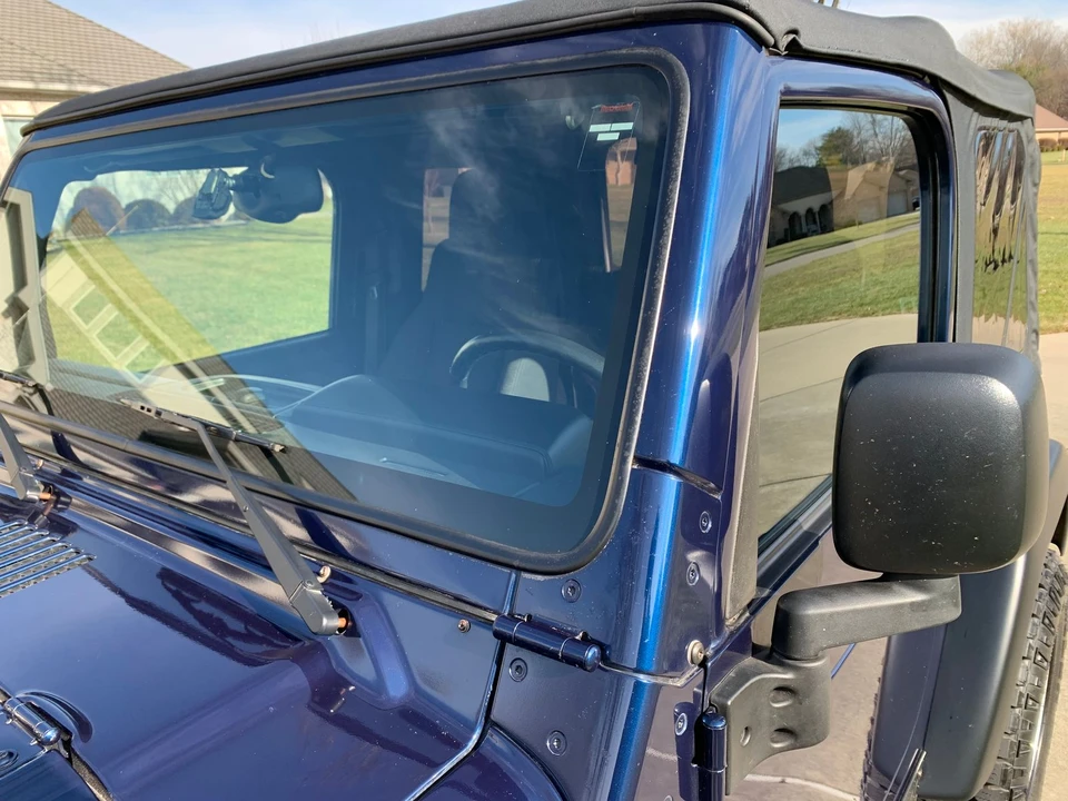 2003 Jeep TJ Wrangler - Image 25 of 31