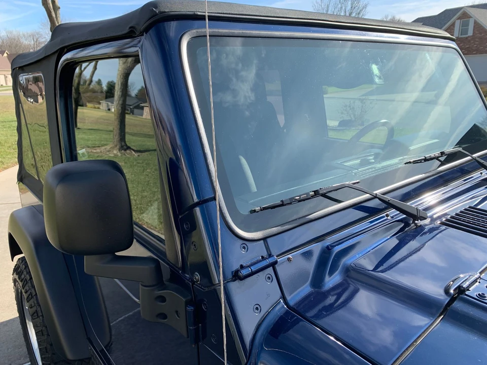 2003 Jeep TJ Wrangler - Image 26 of 31