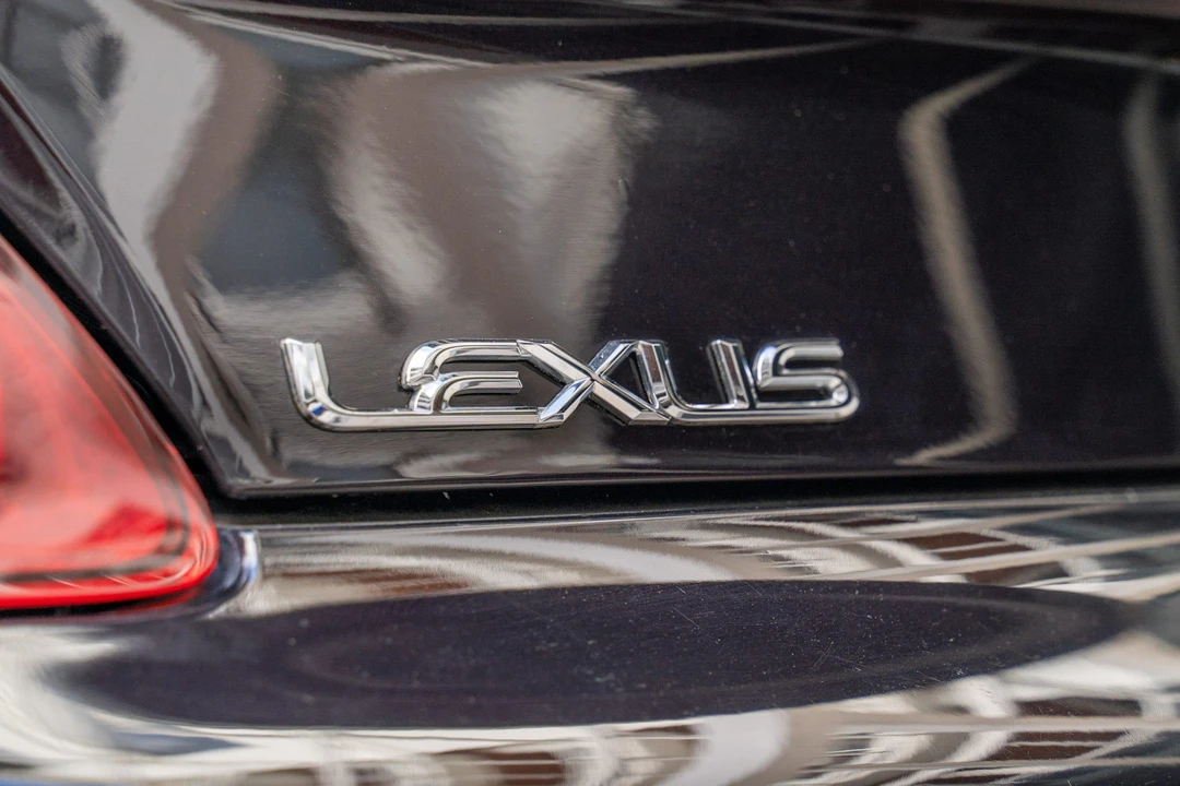 2003 Lexus SC430 - Image 29 of 31