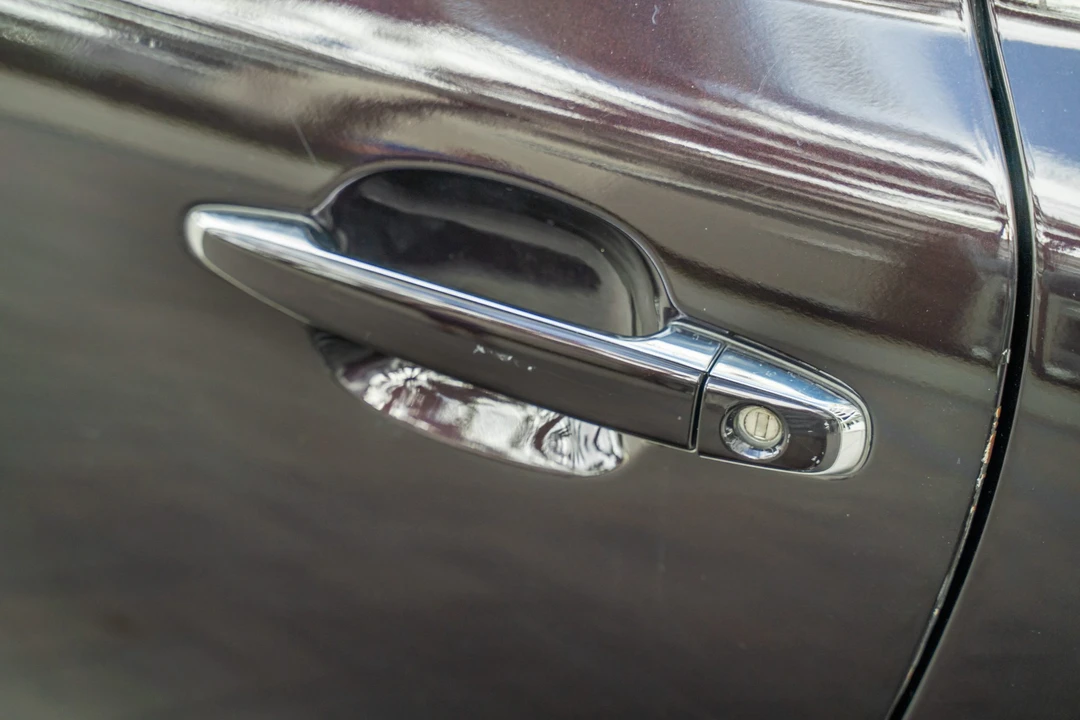 2003 Lexus SC430 - Image 26 of 31