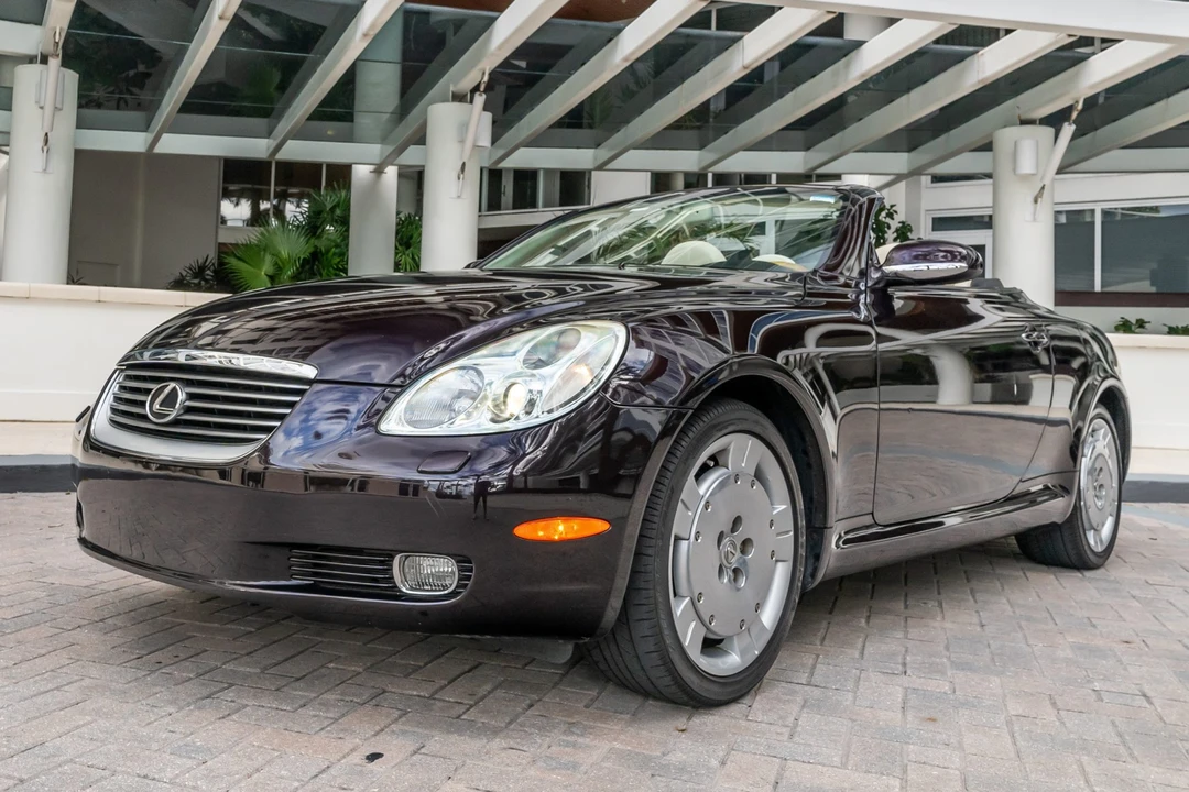 2003 Lexus SC430 - Image 2 of 31