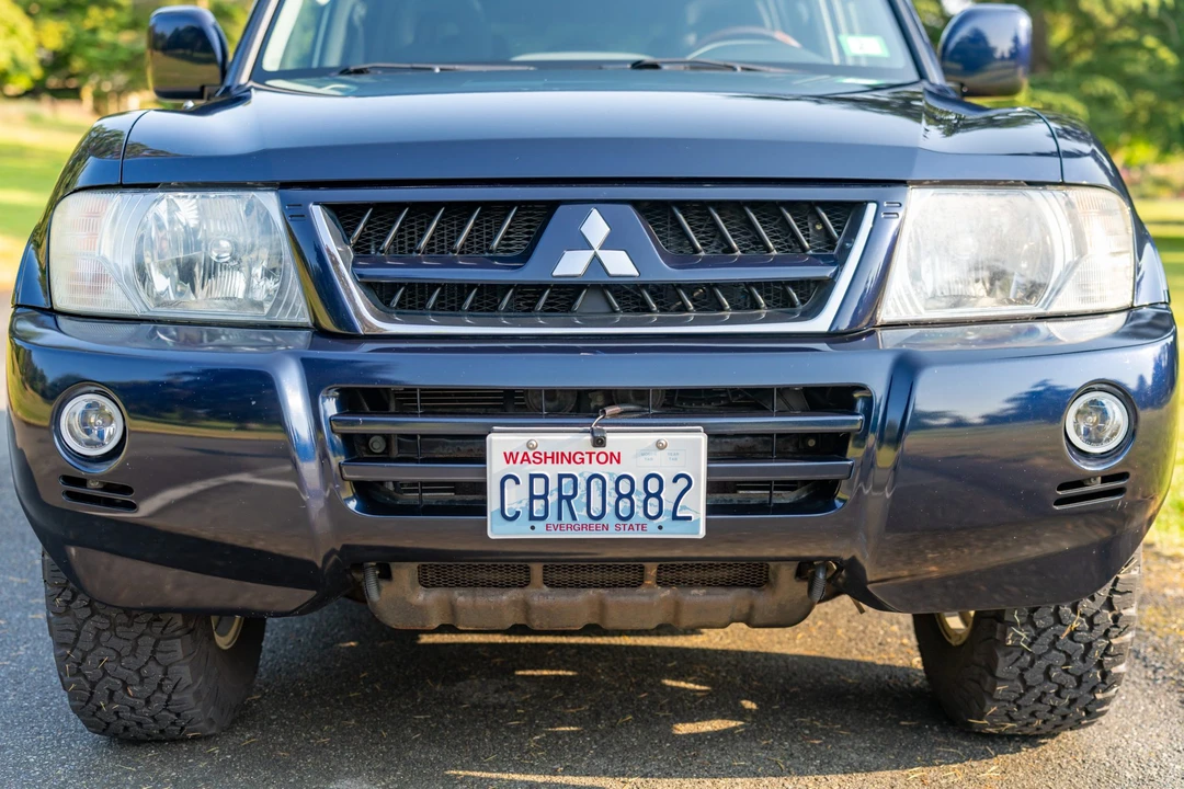 2003 Mitsubishi Pajero/Montero 3rd Gen - Image 10 of 31