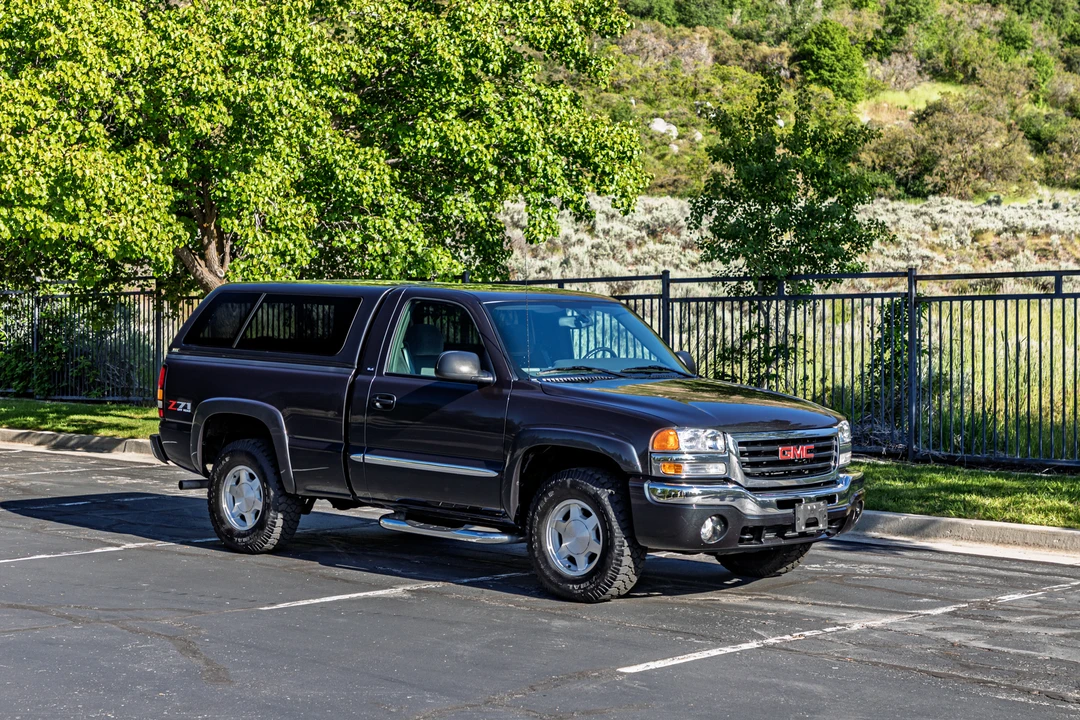 2004 GMC Sierra 2nd Gen - Image 10 of 31