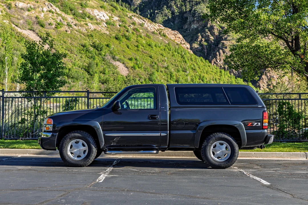 2004 GMC Sierra 2nd Gen - Image 18 of 31