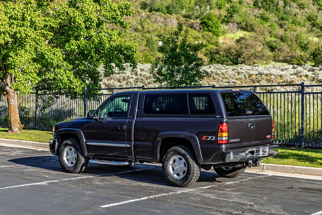 2004 GMC Sierra 2nd Gen - Image 21 of 31