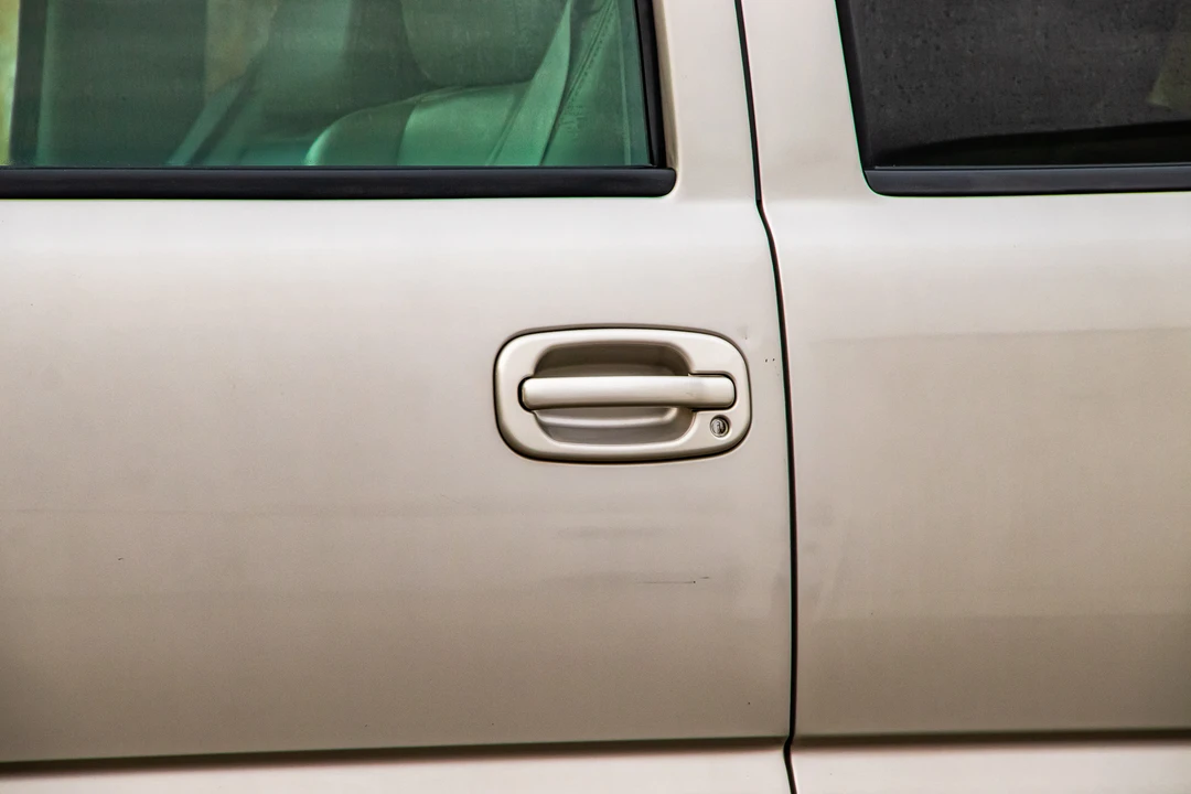 2004 GMC Yukon 2nd Gen - Image 27 of 31