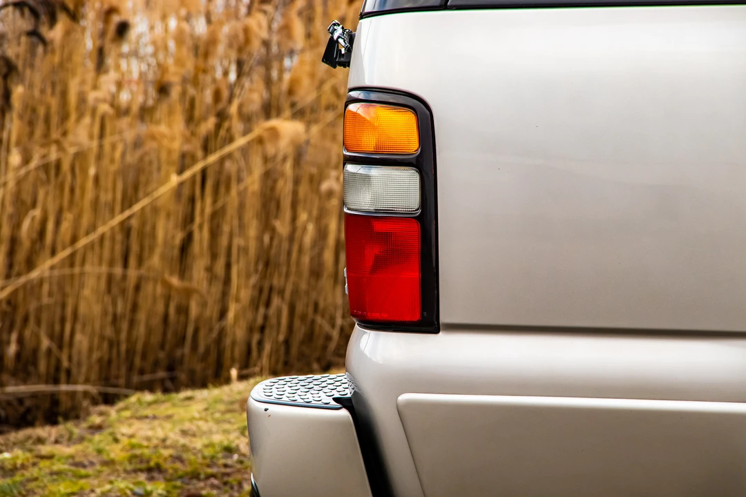 2004 GMC Yukon 2nd Gen - Image 29 of 31