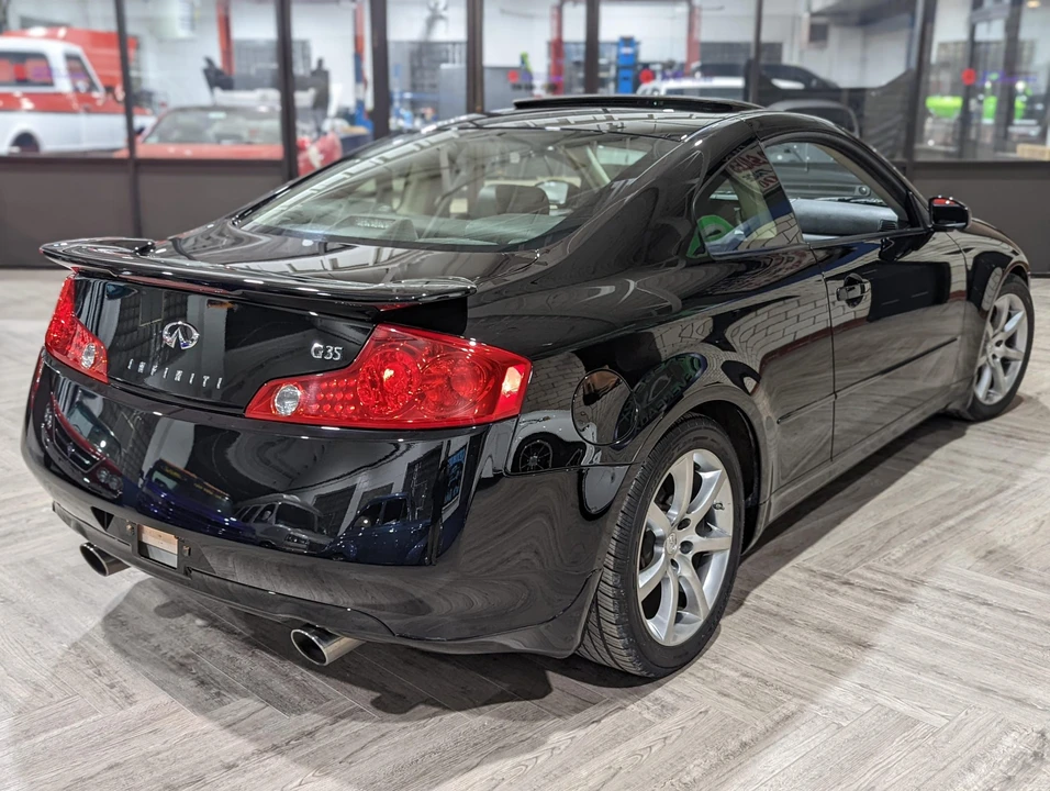 2004 Infiniti G35 3rd Gen - Image 25 of 31