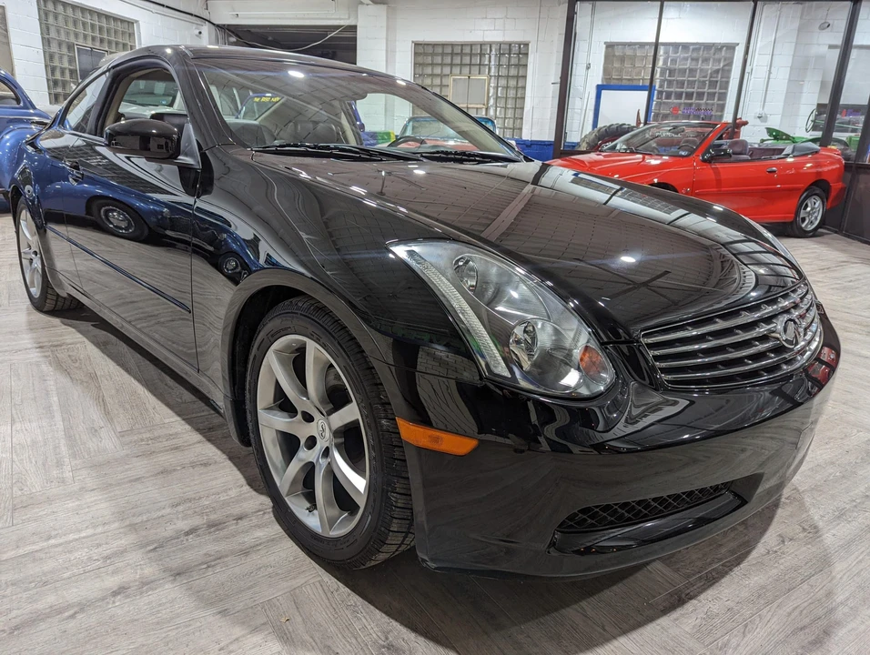2004 Infiniti G35 3rd Gen - Image 17 of 31