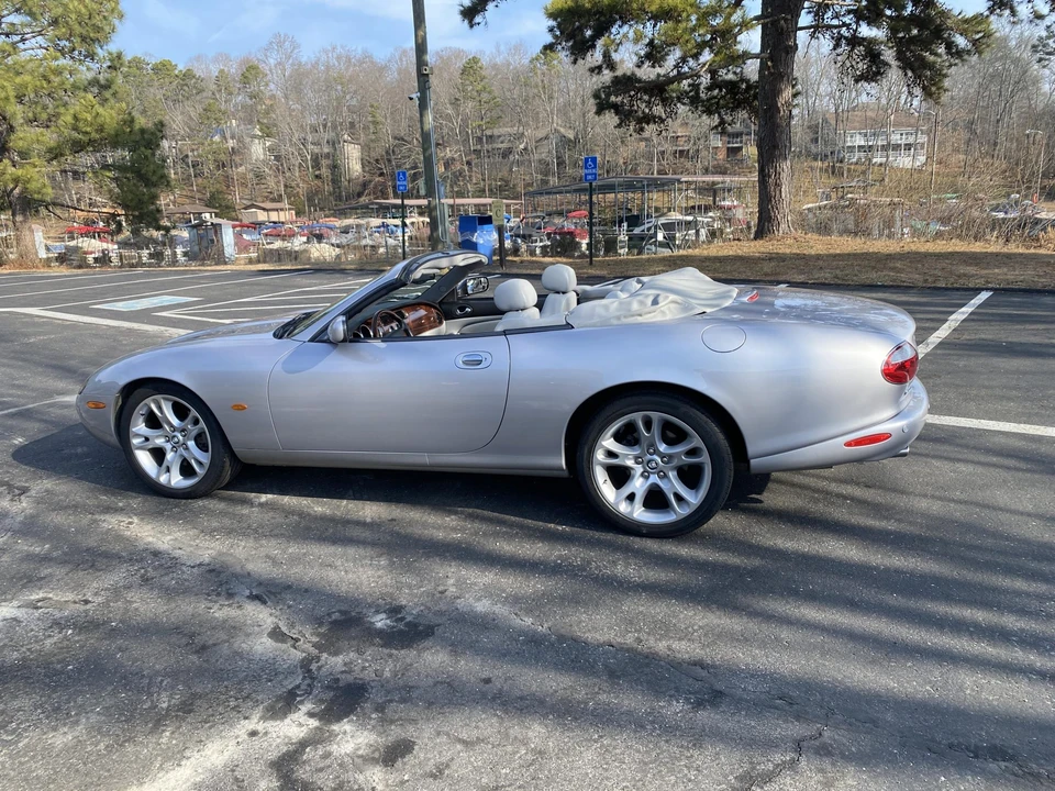 2004 Jaguar X100 XK8 - Image 9 of 31