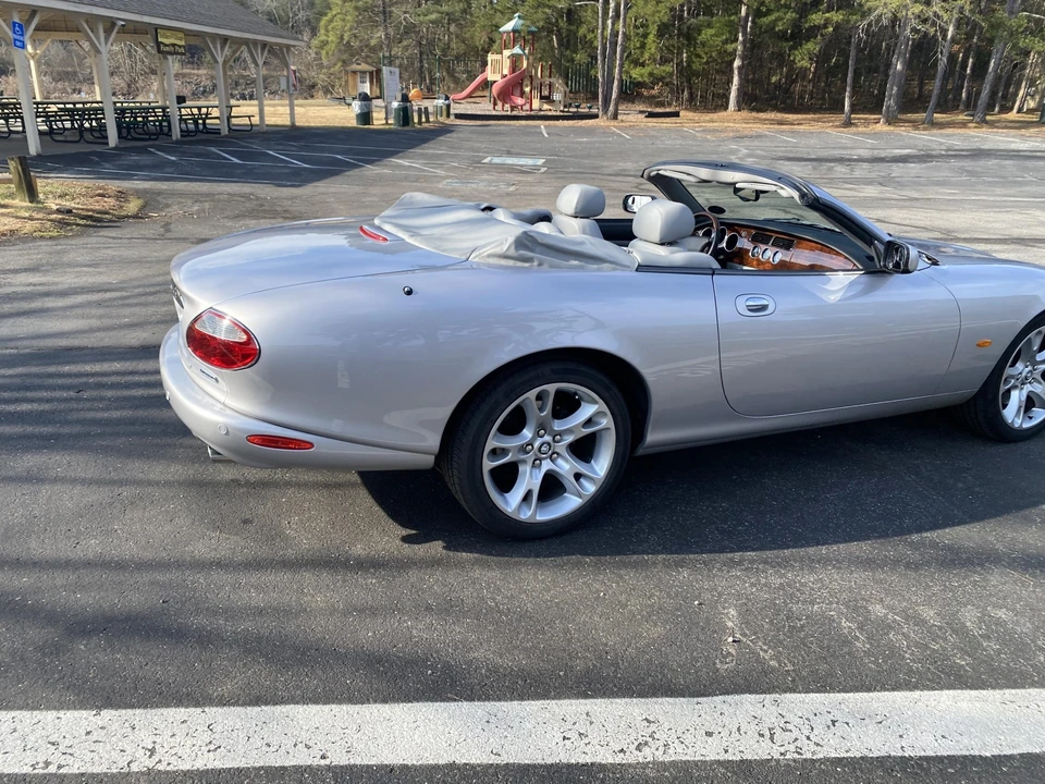 2004 Jaguar X100 XK8 - Image 16 of 31