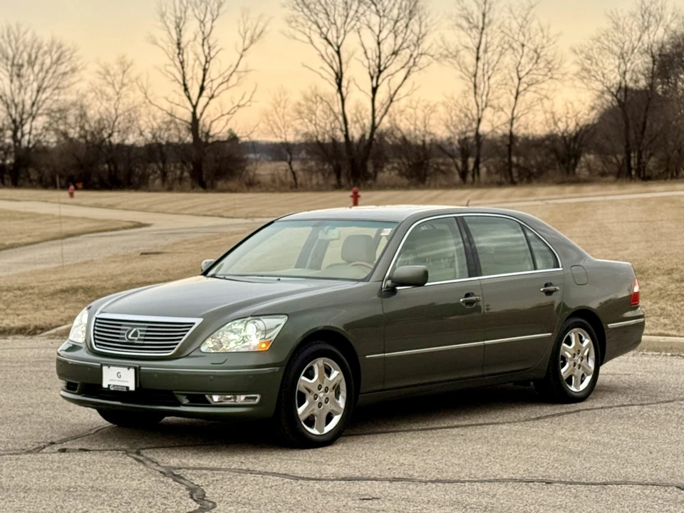2004 Lexus LS 3rd Gen - Image 28 of 31