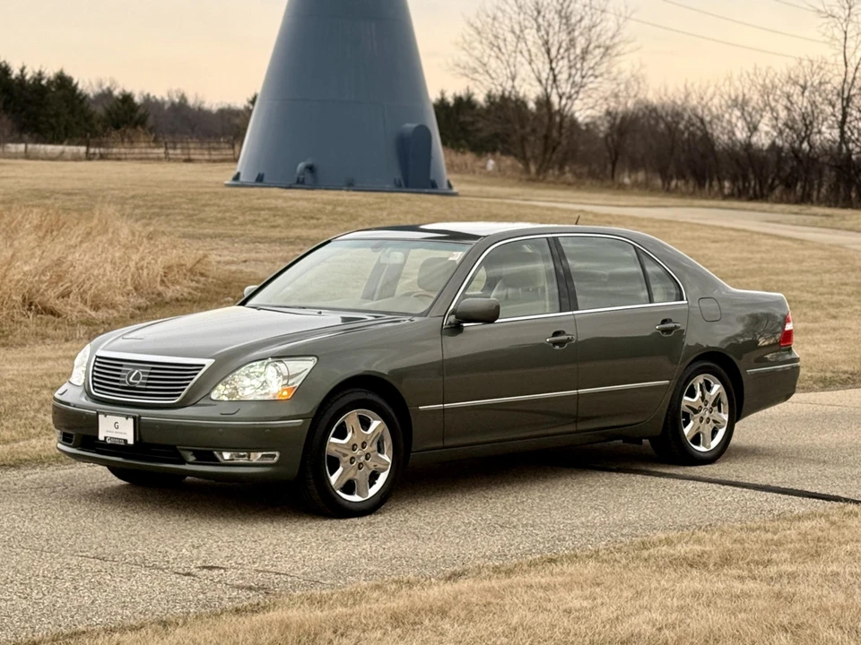 2004 Lexus LS 3rd Gen - Image 27 of 31