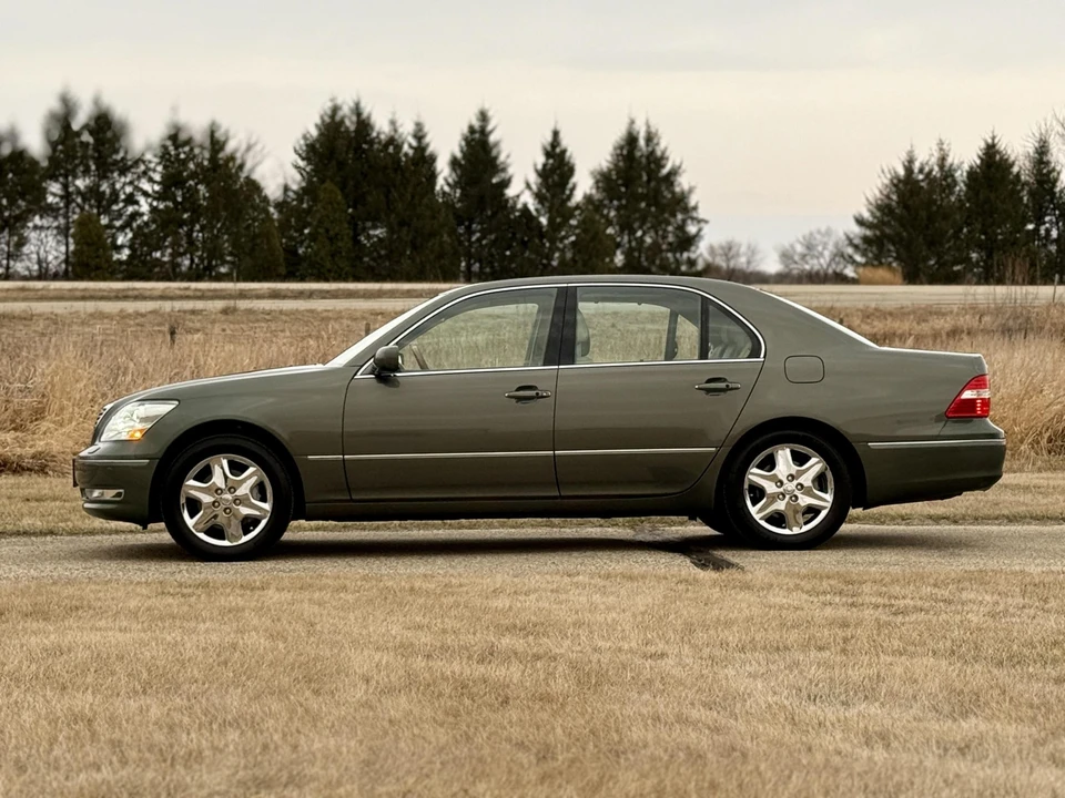 2004 Lexus LS 3rd Gen - Image 30 of 31