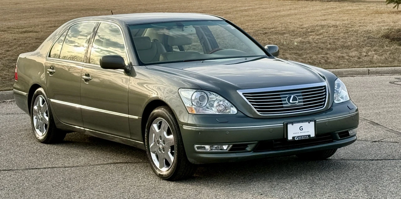 2004 Lexus LS 3rd Gen - Image 20 of 31