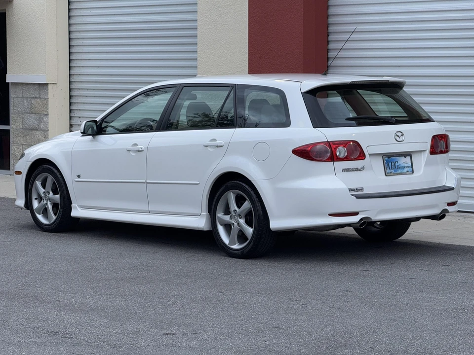 2004 Mazda Mazda 6 1st Gen - Image 14 of 31