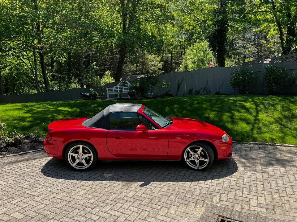 2004 Mazda NB Mazdaspeed MX-5 Miata - Image 18 of 31