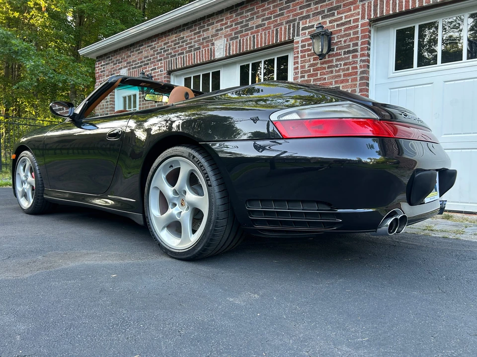 2004 Porsche 996 Carrera 4S - Image 9 of 31
