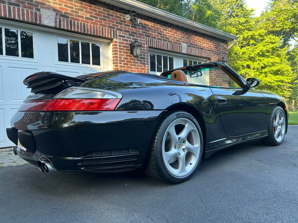 2004 Porsche 996 Carrera 4S - Image 16 of 31