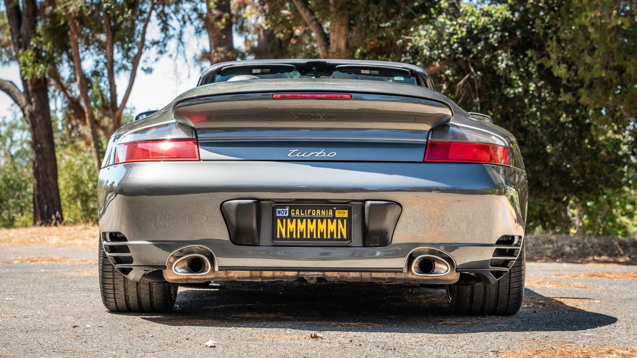 2004 Porsche 996 Turbo - Image 12 of 31