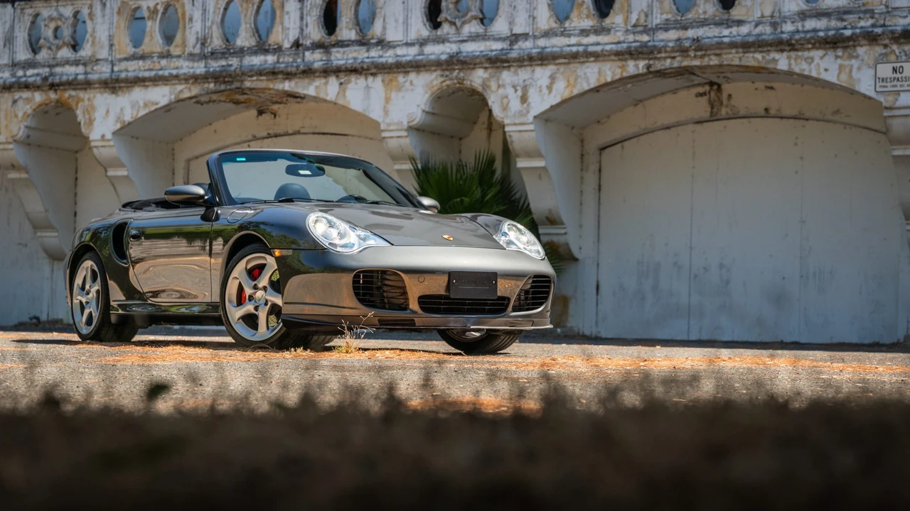 2004 Porsche 996 Turbo - Image 8 of 31