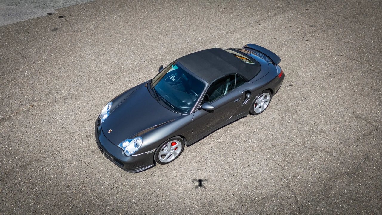 2004 Porsche 996 Turbo - Image 25 of 31