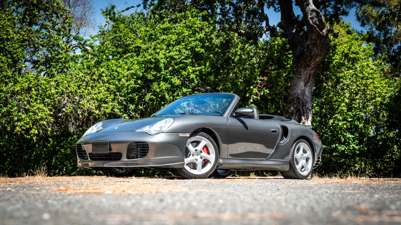 2004 Porsche 996 Turbo - Image 2 of 31