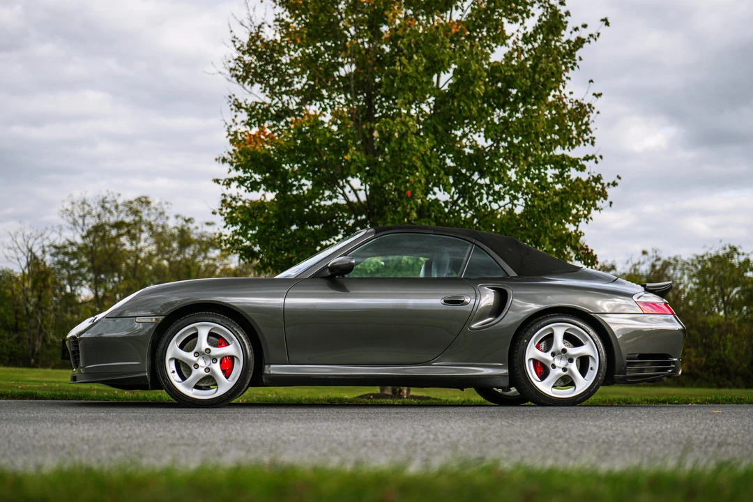 2004 Porsche 996 Turbo - Image 13 of 31