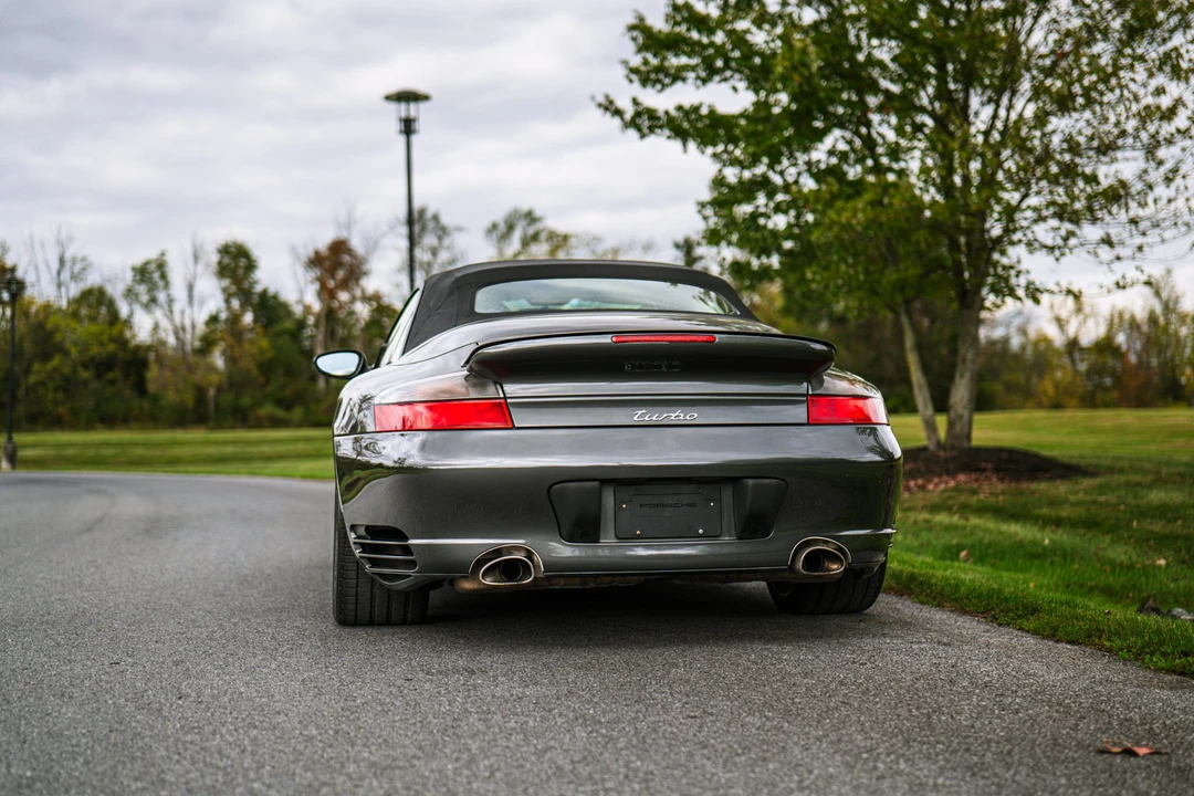 2004 Porsche 996 Turbo - Image 23 of 31