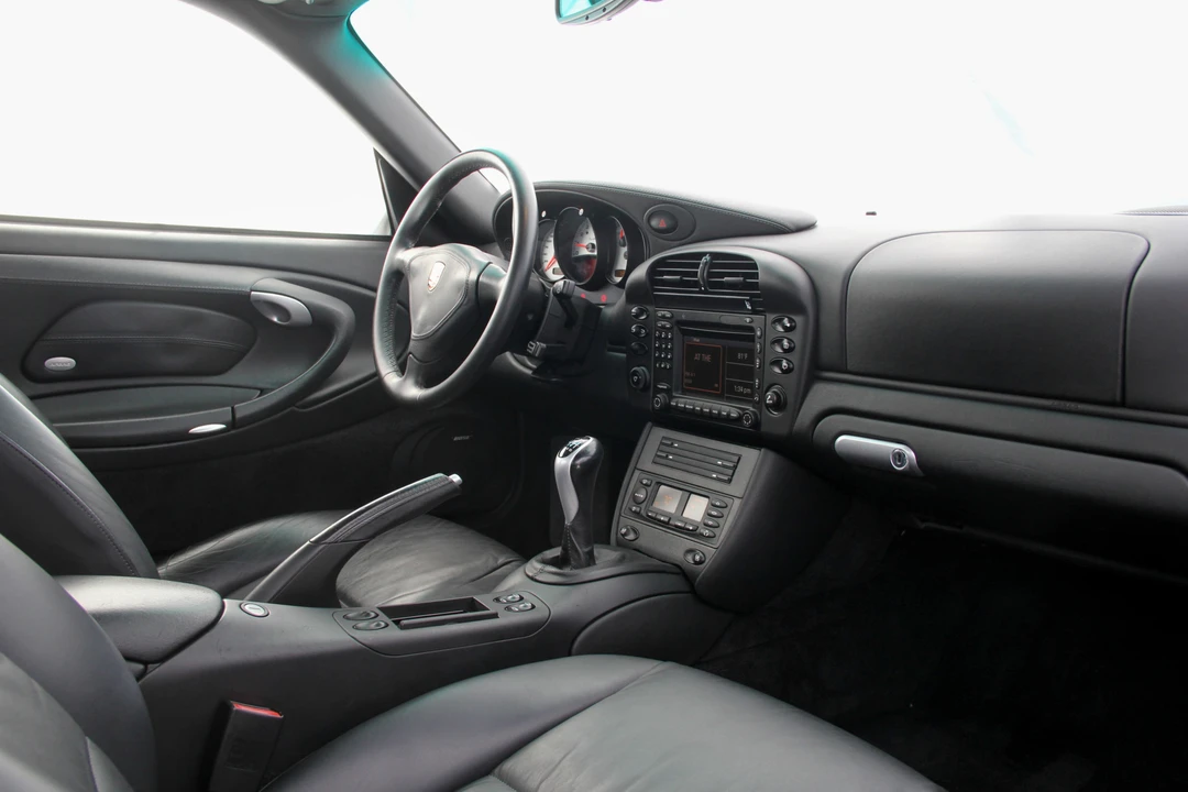 2004 Porsche 996 Turbo - Image 16 of 31