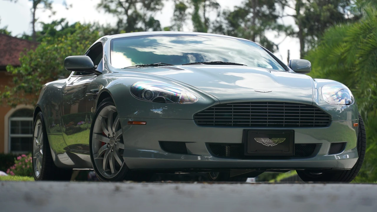 2005 Aston Martin DB9 - Image 19 of 31
