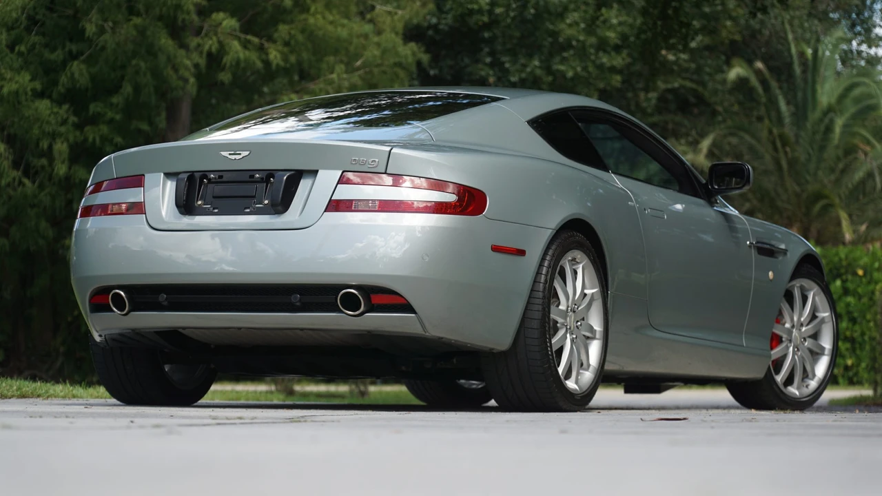 2005 Aston Martin DB9 - Image 12 of 31