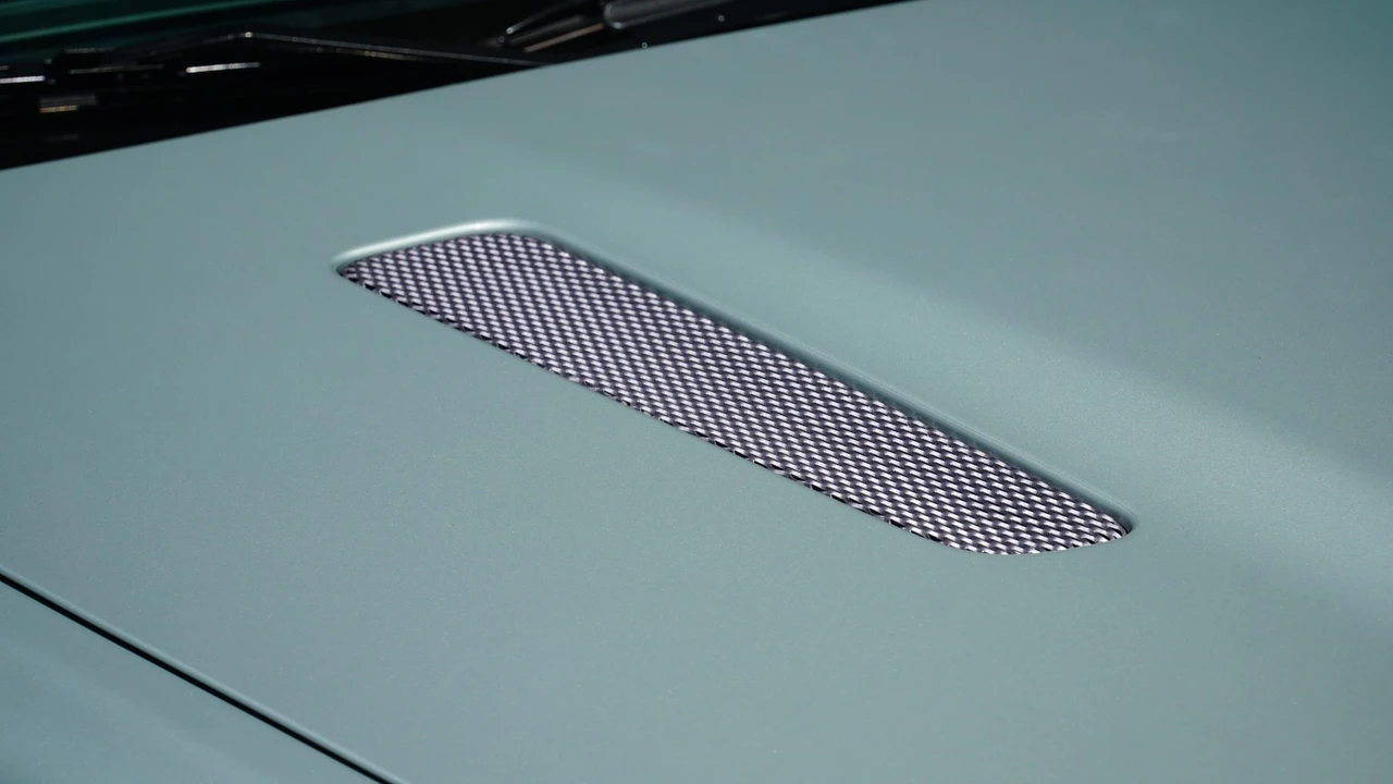 2005 Aston Martin DB9 - Image 22 of 31