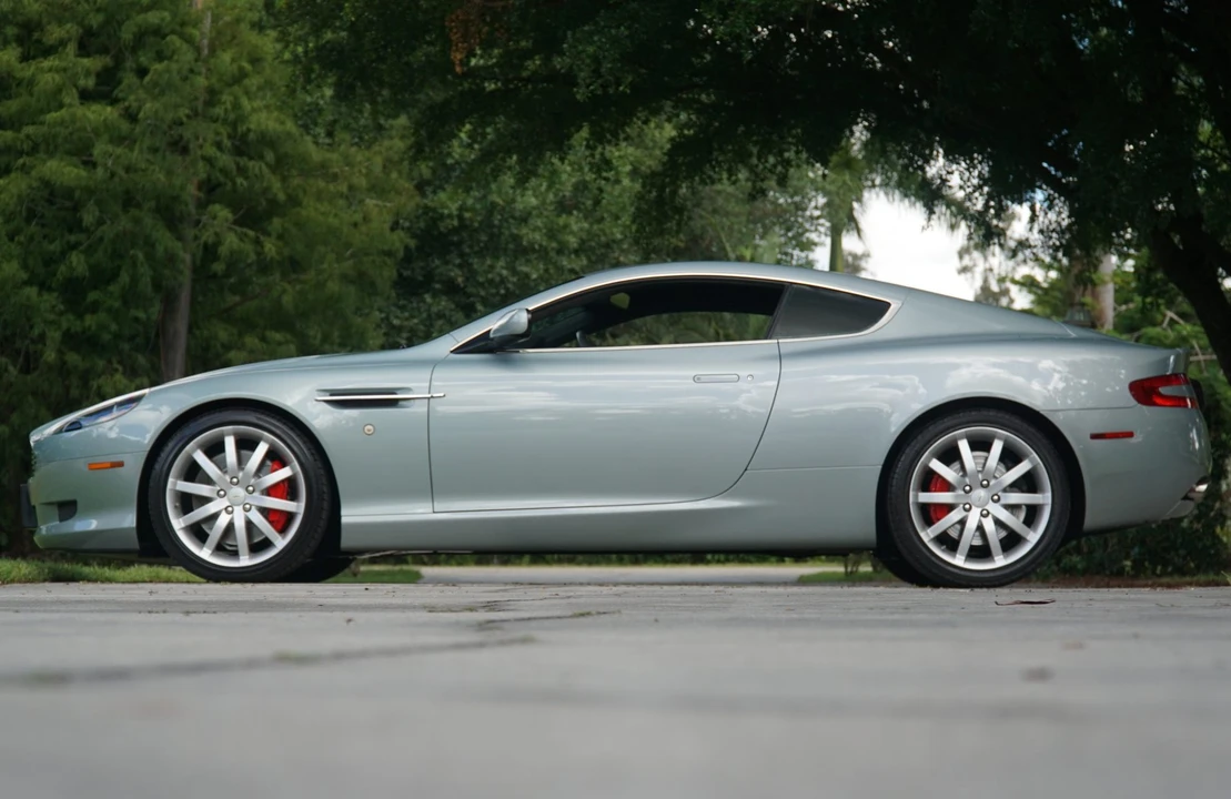 2005 Aston Martin DB9 - Image 17 of 31