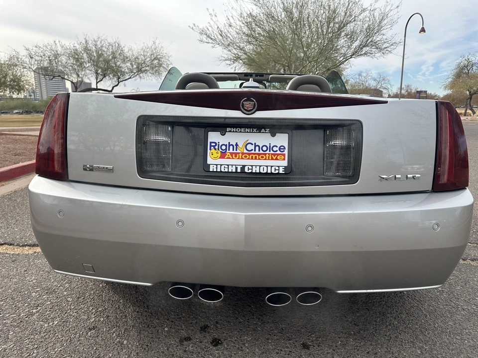 2005 Cadillac XLR - Image 16 of 31
